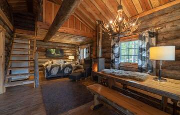 Фото номера Деревянный коттедж Отель Wilderness Hotel Nellim &amp; Igloos г. Неллимо 3