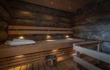 Фото номера Деревянный коттедж Отель Wilderness Hotel Nellim &amp; Igloos г. Неллимо 6